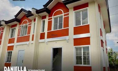 80sqm Townhouse 3 Bedrooms 2 Toilet & Bath with Carport near Clark Airport Pampanga