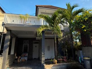 Rumah 4 Kamar dalam Komplek Disewakan di Pemogan