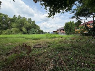 FOR SALE! Southwest-Facing 951 sqm Residential Lot in Loyola Grand Villas Marikina – 20m Frontage & Potential Corner Lot