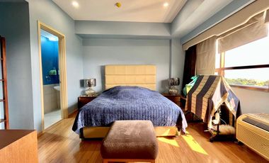 2BR for Sale in BGC Icon Residences - Lowest in the Market