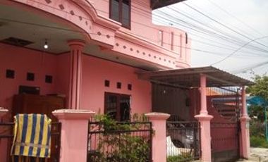 Rumah Tengah Kota 2 Lt  5 Kamar Type 192 M2 LT 169 M2 Padasuka Cimahi.