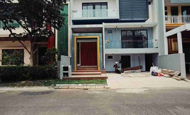 Rumah Mewah di Bukit Indah Sukajadi dekat Pusat Batam Kota