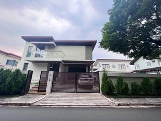 6 Bedrooms House for Rent in Paranaque City *Sunvalley Subdivision