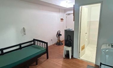 Studio unit for rent and for sale at The Linear Condominium in Makati