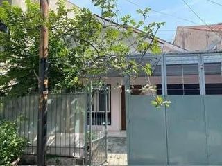 Dijual Rumah Bangunan Tua 1.5 Lantai Strategis di Petojo Selatan Gambir Jakarta Pusat.