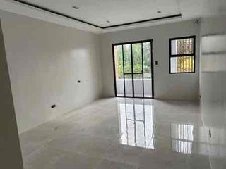 PN57321 Townhouse for Rent in Proj. 8 QC!