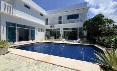 Rush Sale!! 3 bedrooms, all en suite Vistamar Lapu-Lapu City