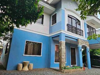 HOUSE AND LOT FOR RENT FULLY FURNISH 5 BEDROOMS