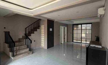 Dijual Rumah Taman Singosari Lippo Karawaci Utara