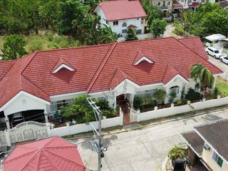 High-ceiling Bungalow in Cebu City