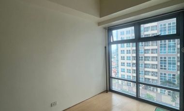 1-Bedroom Condo for Sale at Park West, BGC, Taguig City | 36 sqm | ₱7.5M