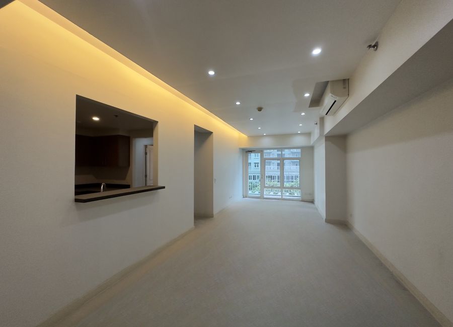 rare three bedroom unit for sale at Red Oak, Two Serendra overlooking ...