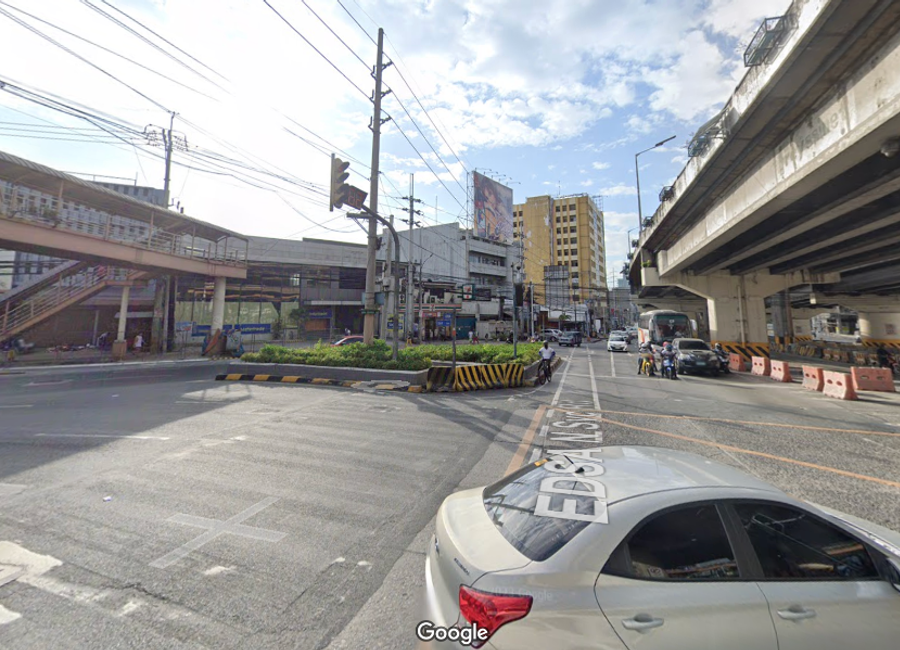 Prime Commercial Building For Sale along Timog Avenue, Quezon City ...