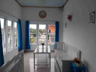 kost solo dijual istimewa premium 12kamar 1.9M negoisasi ada AC