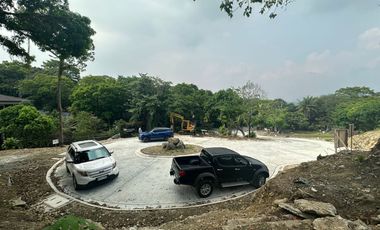Prime residential lots for SALE in La Vista Subdivision, in Katipunan, Quezon City.