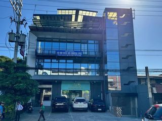 57 to 320 sqm Commercial and Office Spaces in Alabang-Zapote Road Las Piñas City