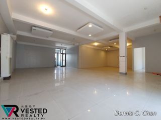 4 Storey Building in Makati For Sale