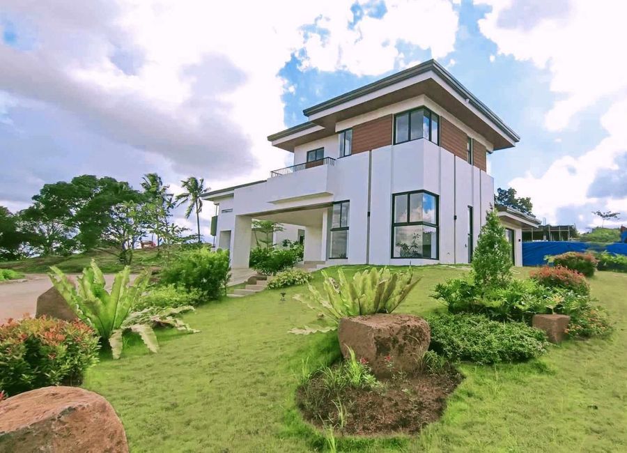 Forest Hills Avenue, Lower Tulakin, Bagong Nayon, Antipolo, Rizal
