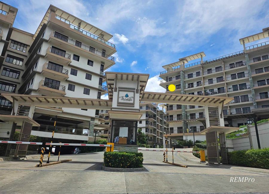 DMCI Bristle Ridge 3BR Condo Unit for Sale with Parking | Lamudi.com.ph