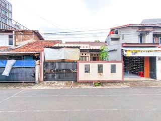 Rumah Luas SHM 9 Menit ke Pintu Tol Kebon Jeruk 2 Dibantu KPR J-40195