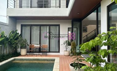 Jual villa mertenadi Kerobokan lt 230 m2
