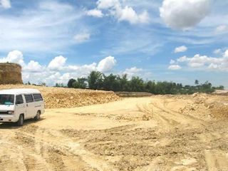 Discover Life at the Summit. Come Home to Vista Verde