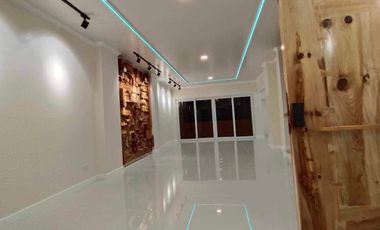 Luxury House for Sale with Overlooking Mountain View in Baguio City