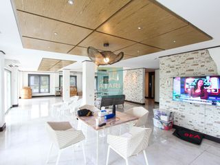 Multilevel 5 Bedroom House and Lot for Sale in Maria Luisa Estate Park