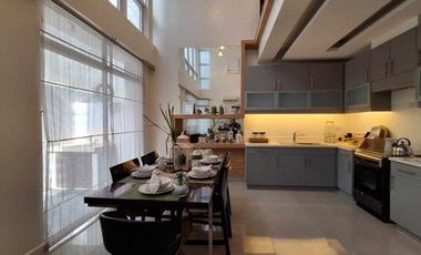 4 BR House and Lot in QC near Fisher Mall Trinoma SM Capitol Medical GMA Tomas Morato Quezon Ave Banawe ABS CBN Timog Ave