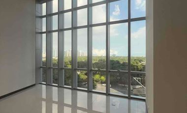 PARK CENTRAL  NORTH TOWER 3BR AQUAVIEW VILLA FACING URDANETA