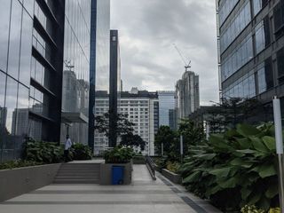 121 sq.m. bare office space for lease