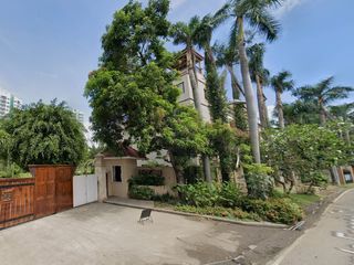 Coral Point Residences