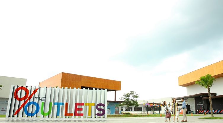 The Outlets at Lipa in Santiago| Lamudi.com.ph