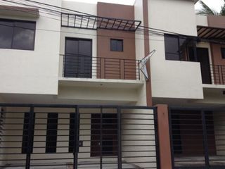Tandang Sora Townhouse