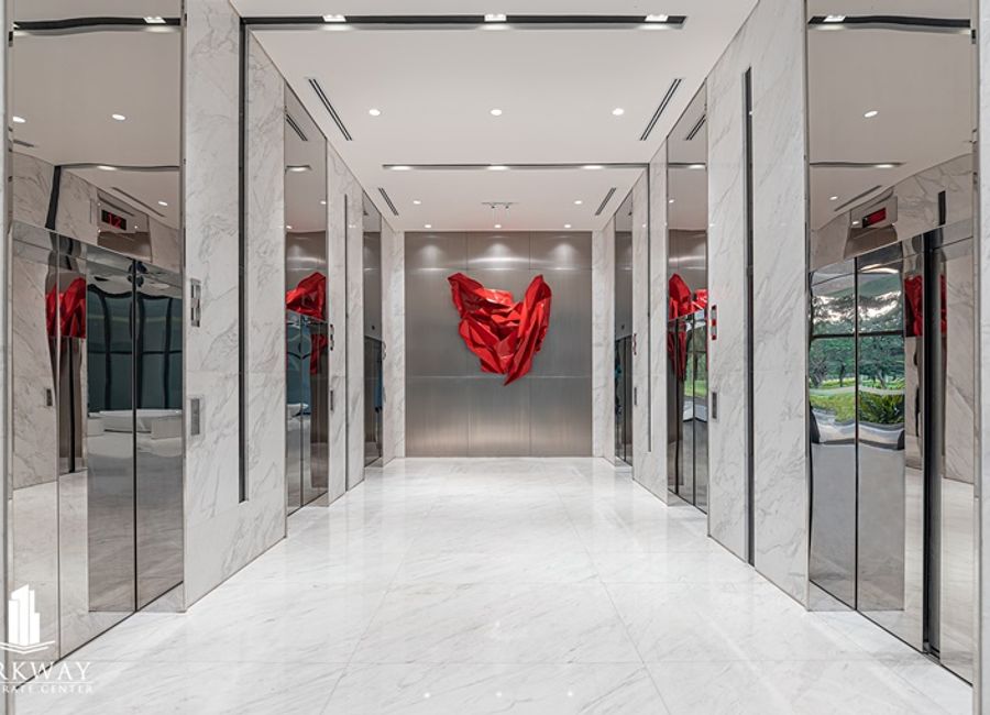 Parkway Corporate Center