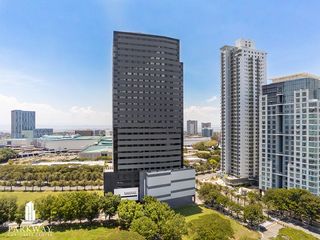 Parkway Corporate Center