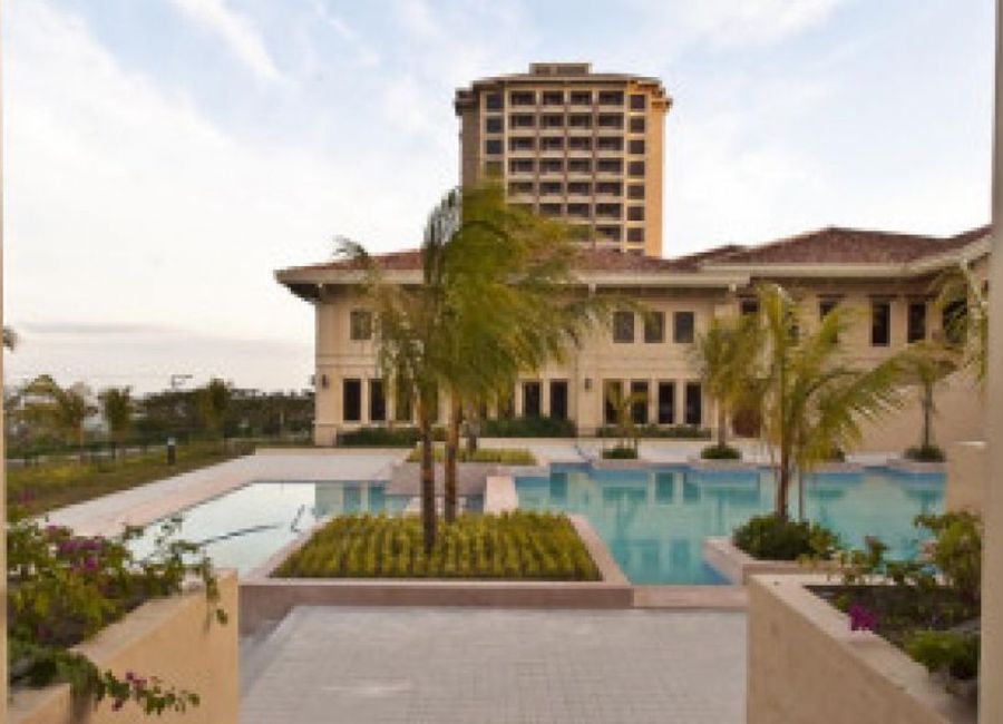 Splendido Taal Towers