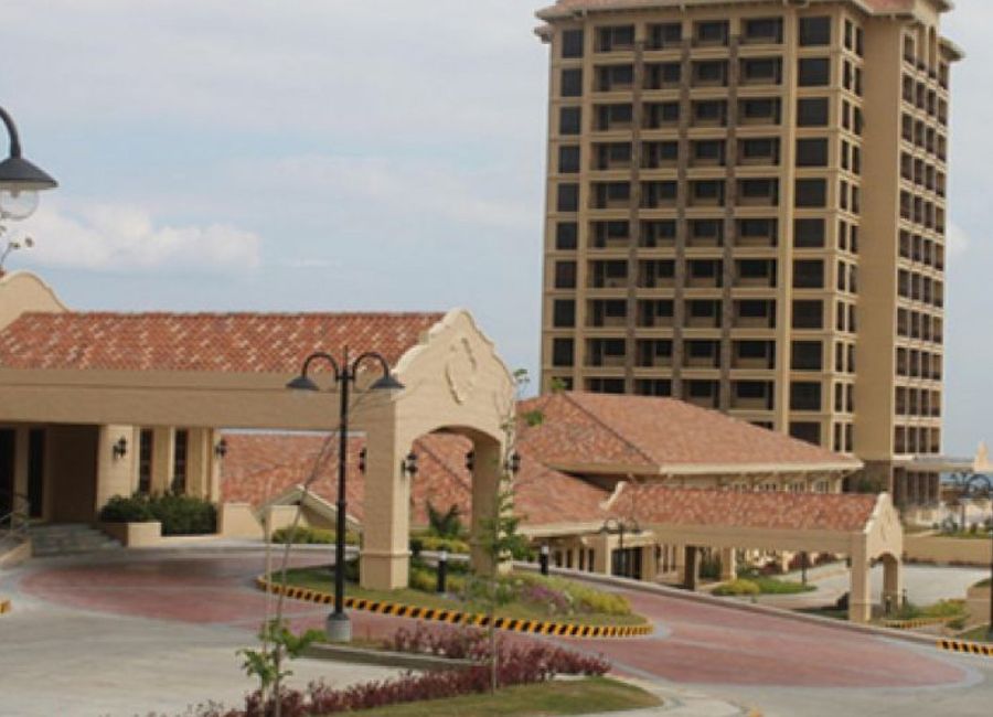 Splendido Taal Towers