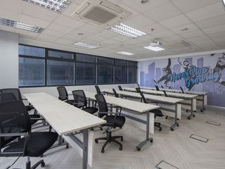 For Rent Co-working Seats in 15F,CYBERSCAPE GAMMA, Pasig City