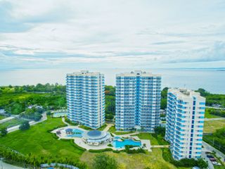 AmiSa Private Residences