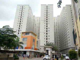 Dijual apartemen gading nias, 2 bedroom semi furnished lantai sedang luas 35m2