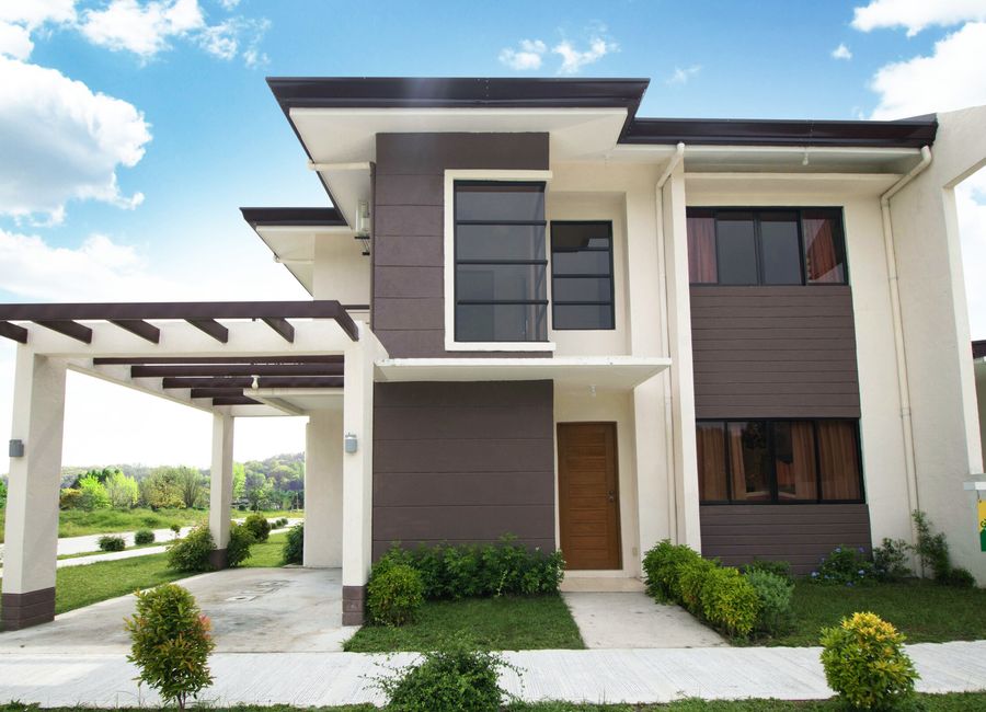 Bridgepointe Place