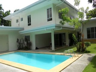 Dasmariñas Village