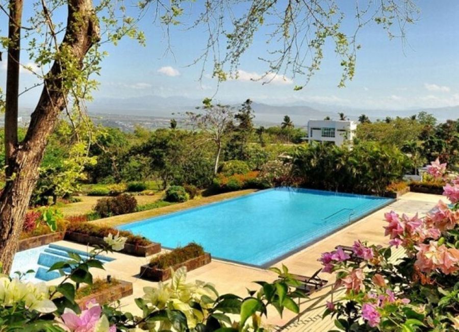 Spine Road, Ayala Greenfield Estates, Maunong, Calamba, Laguna