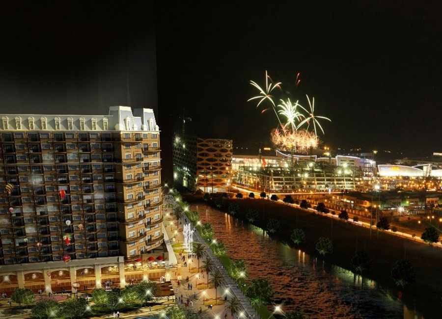 Monarch Parksuites