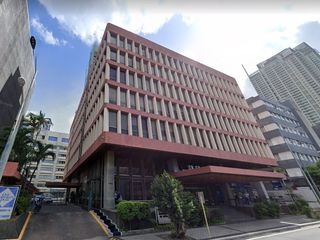 One Corporate Plaza