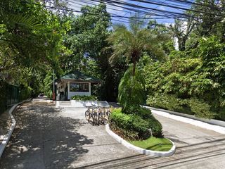 Kasiyahan Homes
