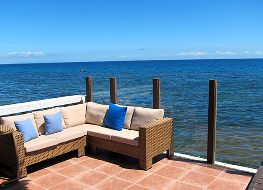 The Seaside Villa