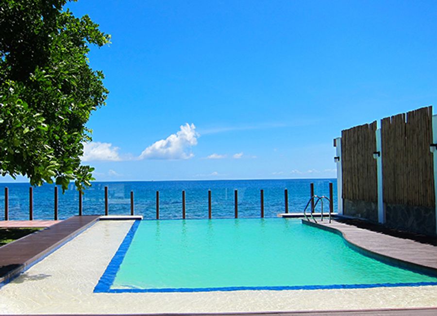 The Seaside Villa