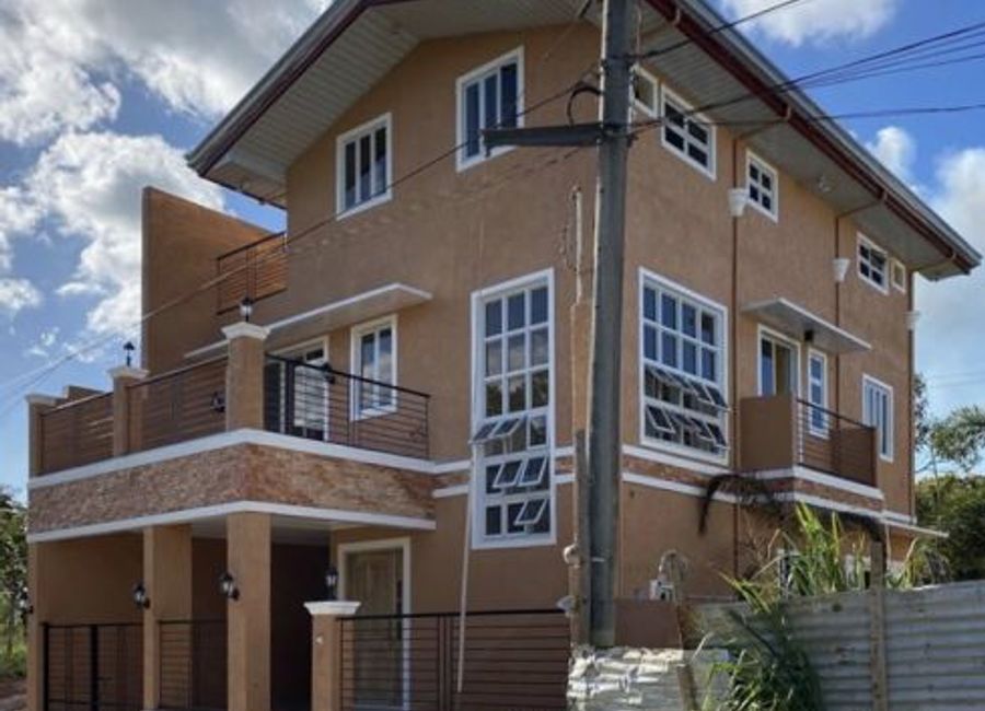 La Residencia de Sta. Rosa